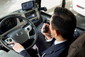 バス運転士の仕事をのぞいてみよう